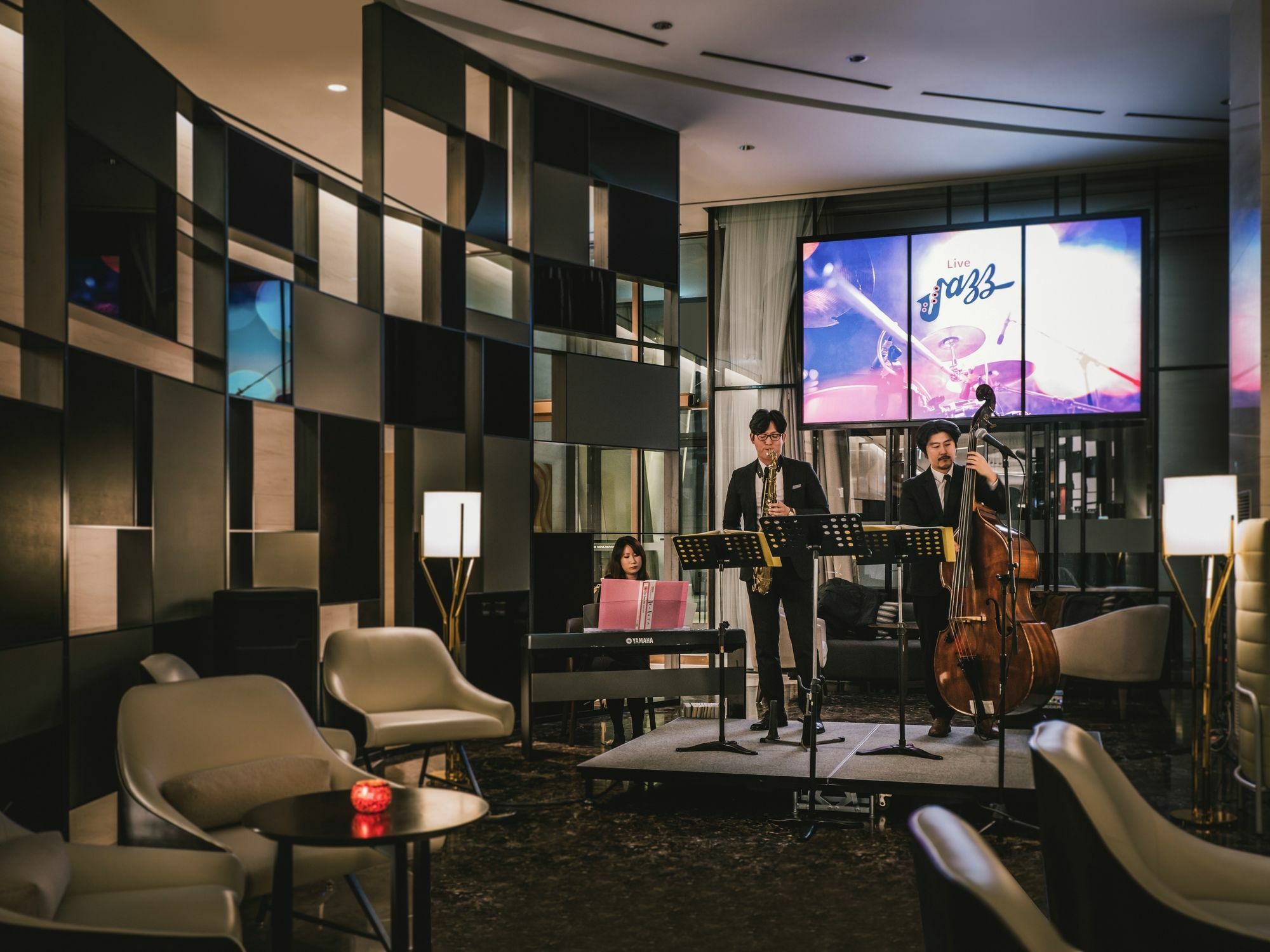 Novotel Ambassador Yongsan Hotel 5*